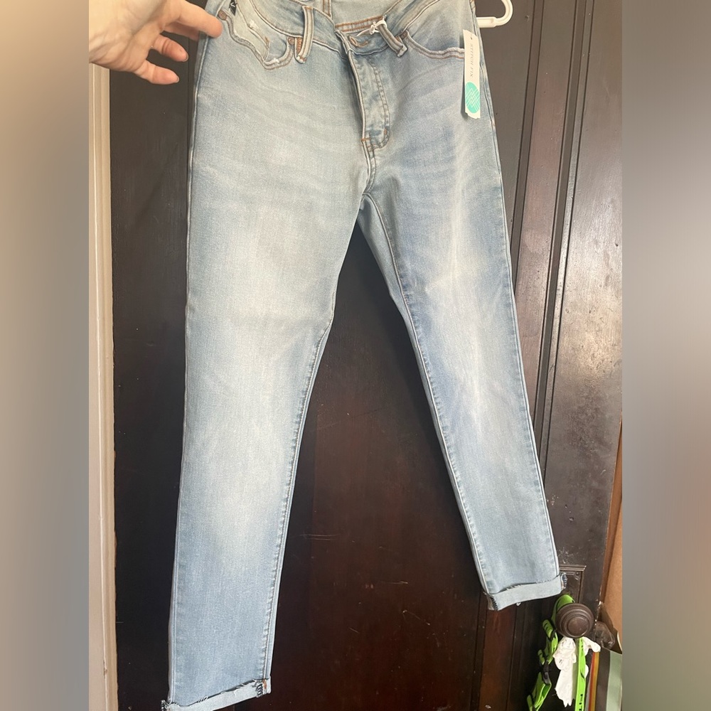KanCan Los Angeles jeans, new with tags, size 28